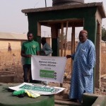 hHelp Dunya Brunnenbau Mehrere hunderte Brunnen wurden schon Dank Euren Spenden erbaut und zahlreiche Menschen können sich daran bedienen. Durch den Bau eines Brunnens unterstützt Ihr nicht nur die Arbeitswirtschaft sondern auch die Bildung der jüngeren, da sie statt Wasser zu schleppen, die Schule besuchen können. Help Dunya Brunnenbau